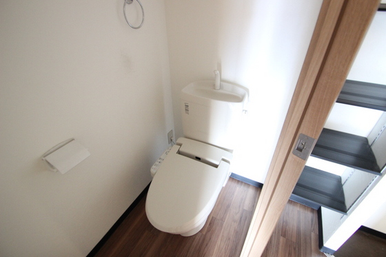 トイレ　※他部屋の写真です。