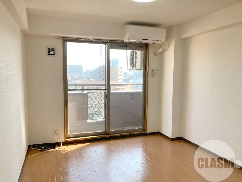 居室・リビング　明るいお部屋です♪