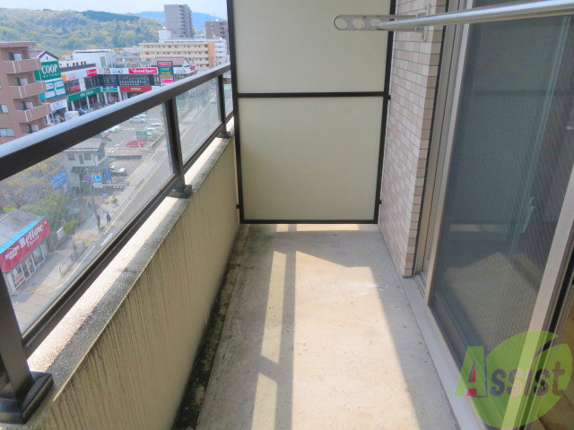 バルコニー　バルコニーです。たまには景色を楽しんではいかがでしょうか。