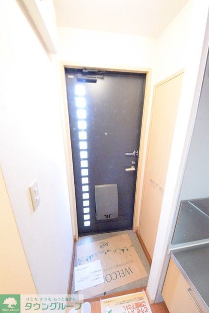 玄関　お問合せは【タウンハウジング】まで！※現地待合わせ相談可！