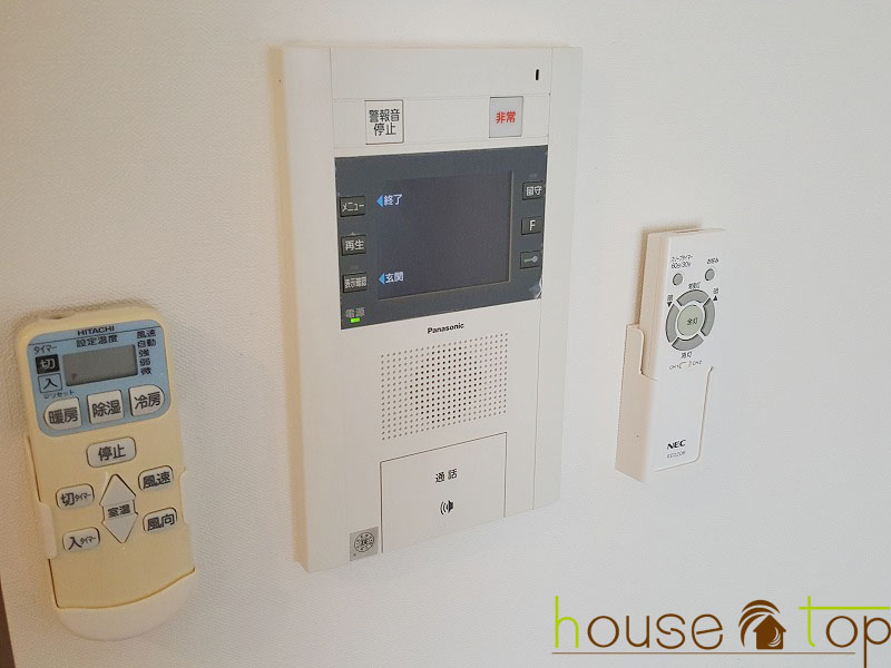 セキュリティ　ＴＶモニターホン！オートロックの解除も可能ですよ♪