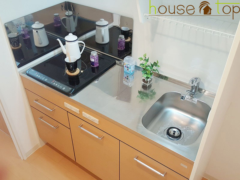 キッチン　2口コンロ付ＩＨクッキングヒーター♪調理スペースも広いですよ