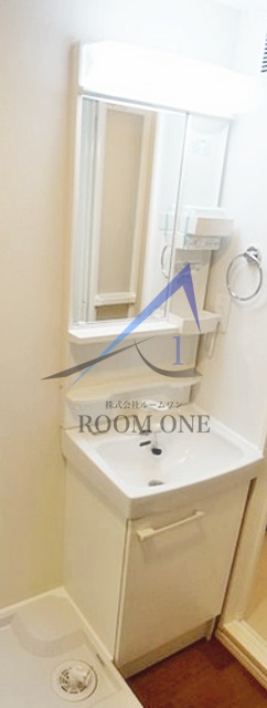 洗面設備　洗面台です。
