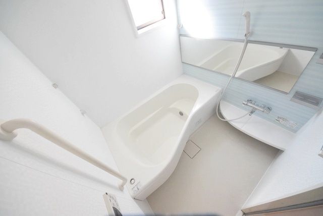 バス・シャワールーム　別部屋写真参考