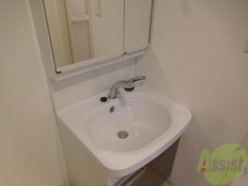 洗面設備　独立洗面台ですよ。