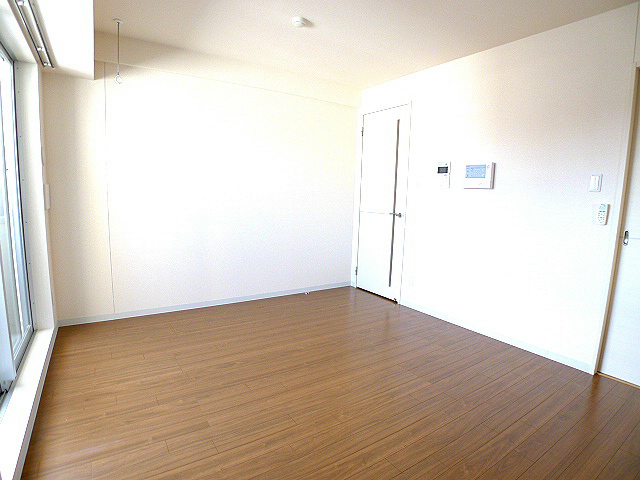 その他部屋・スペース　洋室8.4帖