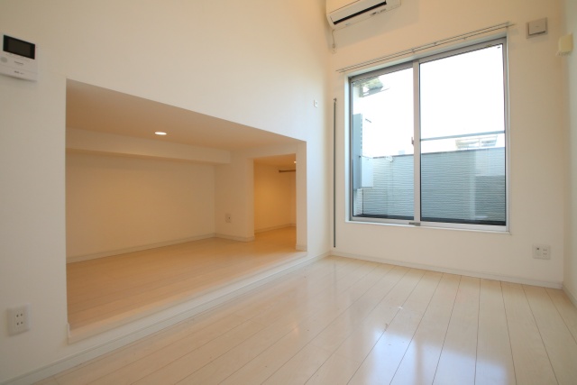 居室・リビング　※別室の参考写真の為、現況優先です。