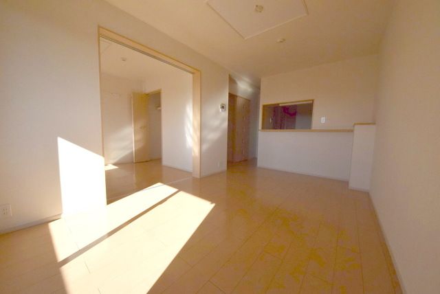 居室・リビング　★日当たりのいいリビング★