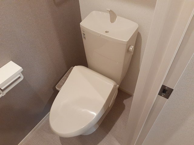 トイレ　コンパクトで使いやすいトイレです
