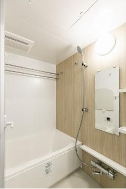バス・シャワールーム　バス