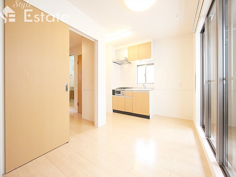 居室・リビング　内装