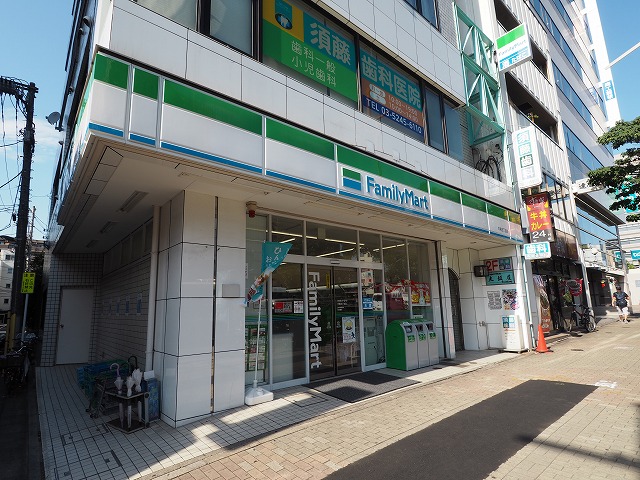 コンビニ　ファミリーマート 木場五丁目店（コンビニ）まで119m