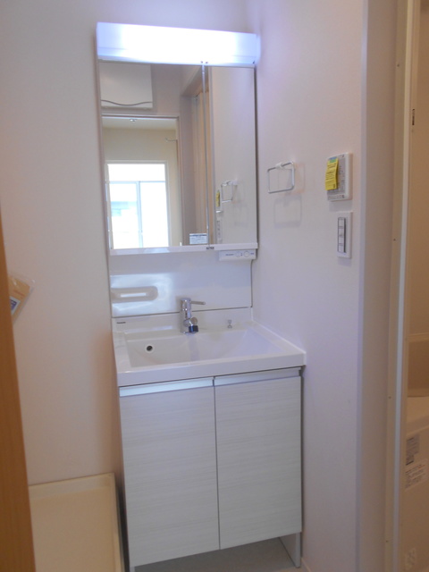 洗面設備　独立洗面化粧台