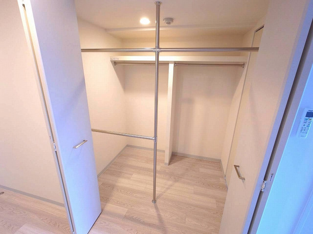 収納　ウォークインクローゼット