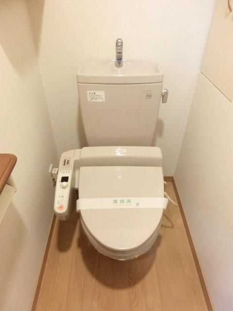 トイレ　参考画像