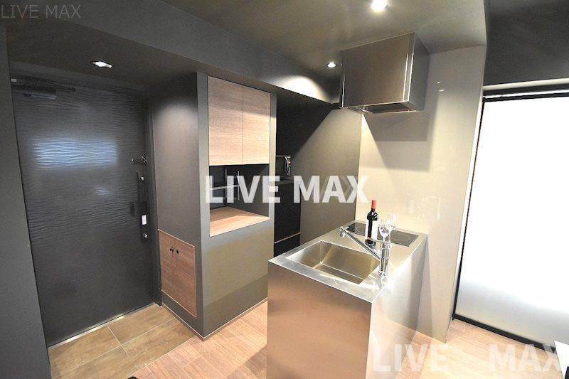 玄関　※別のお部屋の写真になります