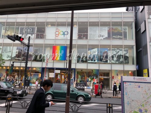 その他　Gapフラッグシップ原宿（その他）まで428m