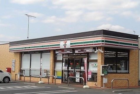 コンビニ　セブンイレブン石岡鹿の子店（コンビニ）まで550m