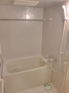 バス・シャワールーム　★広々としたバスルーム★