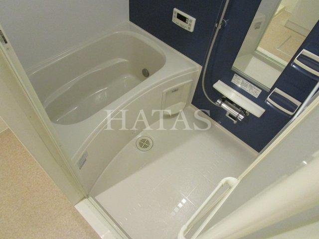 バス・シャワールーム　同物件、他の部屋の写真です。