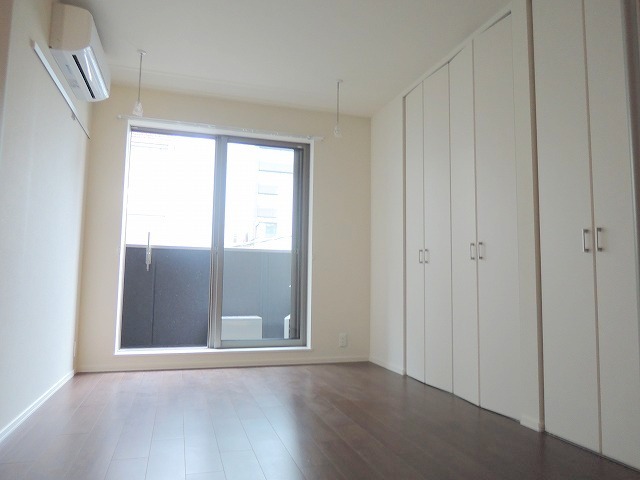 その他部屋・スペース　★洋室６帖★