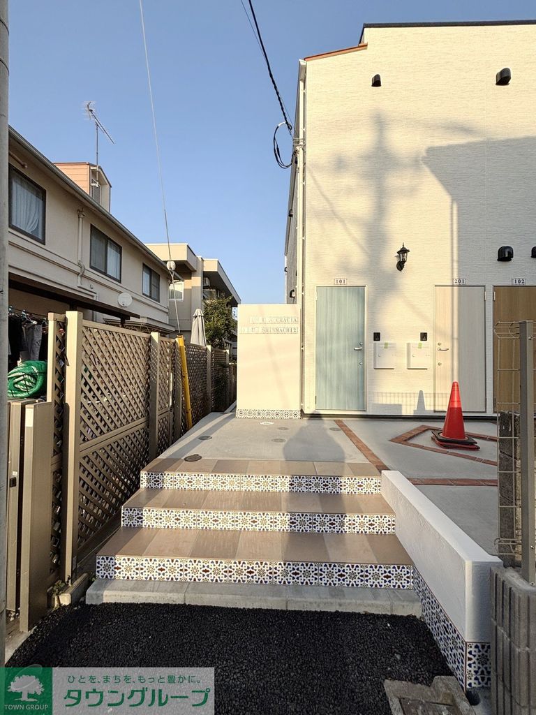 エントランス　外観