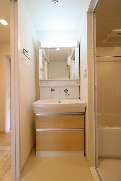 洗面設備　同間取りのお部屋の写真です。ご参考までに。