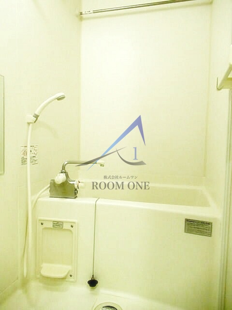 バス・シャワールーム　お風呂です。