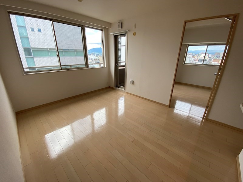 居室・リビング　※別のお部屋の写真です