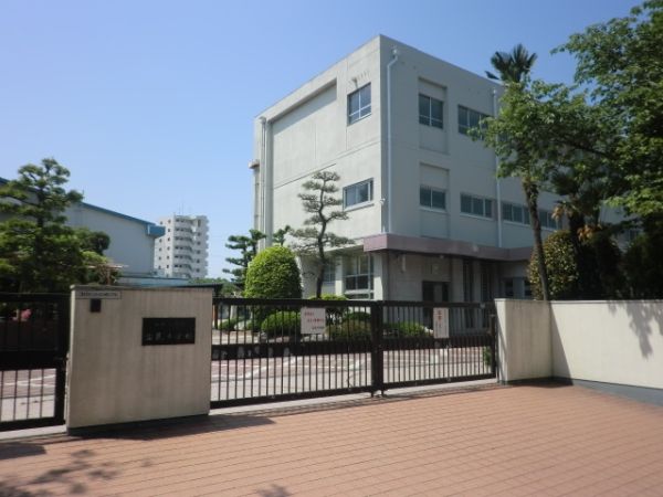 小学校　名古屋市立広見小学校（小学校）まで292m