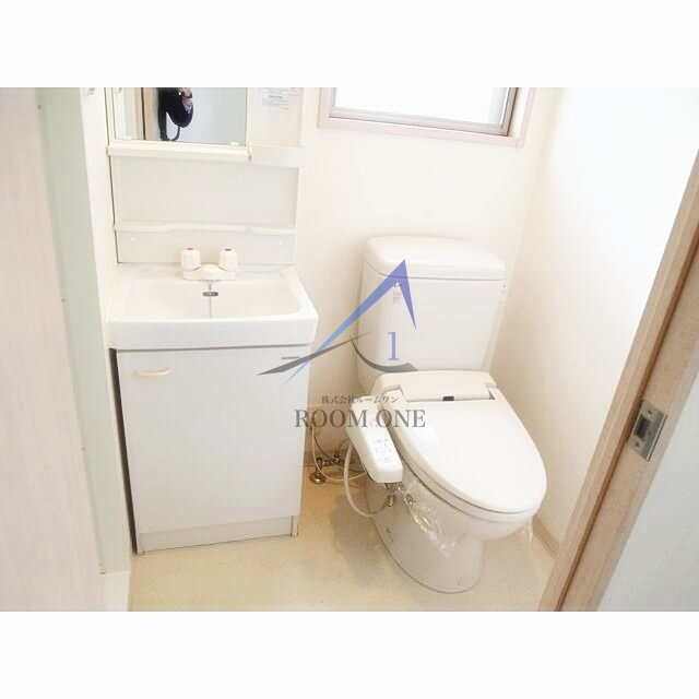 洗面設備　洗面台です。