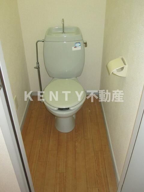 トイレ　コンパクトで使いやすいトイレです