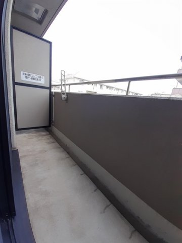 バルコニー　広々としたバルコニーです