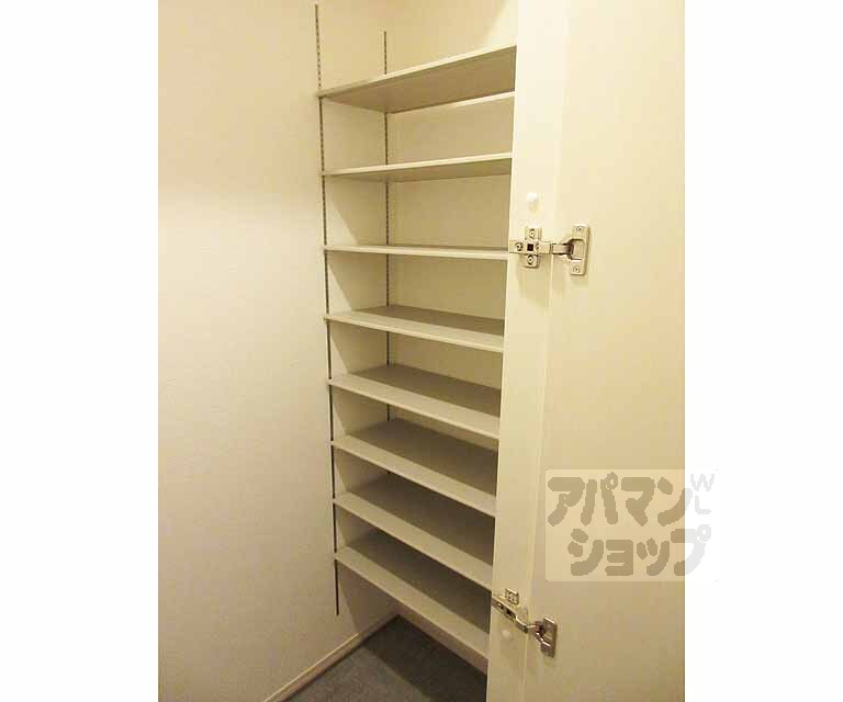 収納　大容量のシューズボックス・