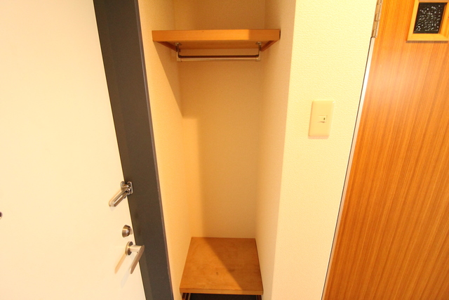 収納　※反転タイプ別室参考写真※現状優先