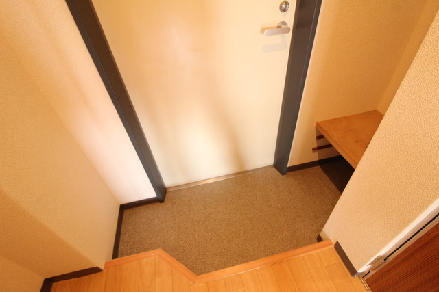 玄関　※反転タイプ別室参考写真※現状優先