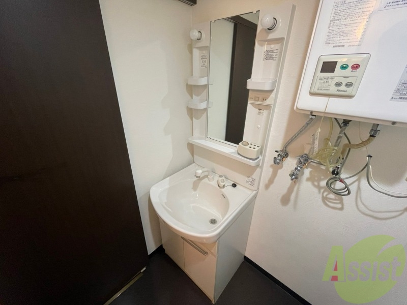 洗面設備　こちらに洗面台があります。朝の洗顔はこちらで。