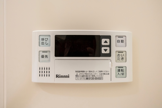 その他設備　給湯器浴室操作盤