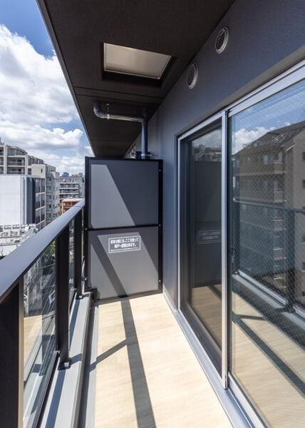 バルコニー　バルコニー