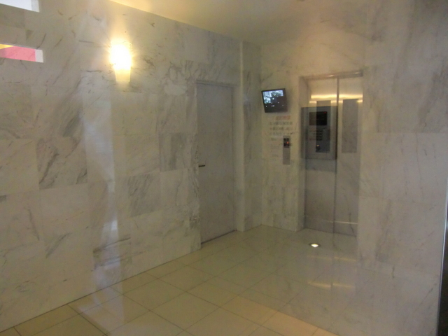 ロビー　エントランス