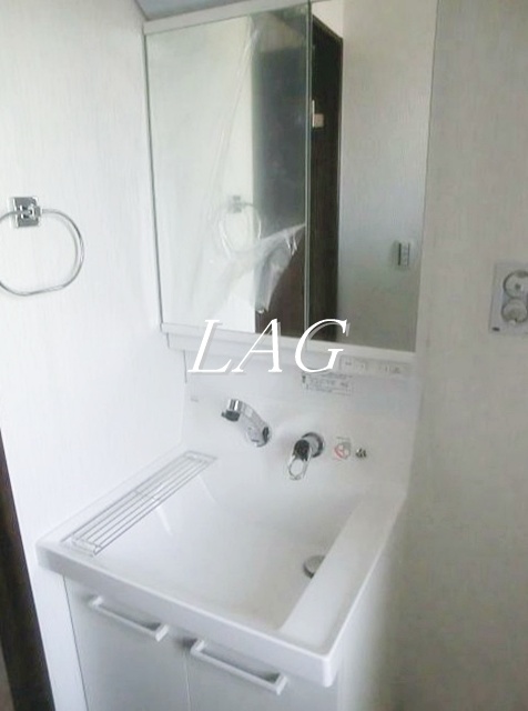 洗面設備　洗面台です。