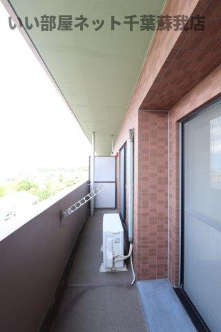 バルコニー　洗濯物もよく乾きそうな、陽当たり良好なバルコニーです！