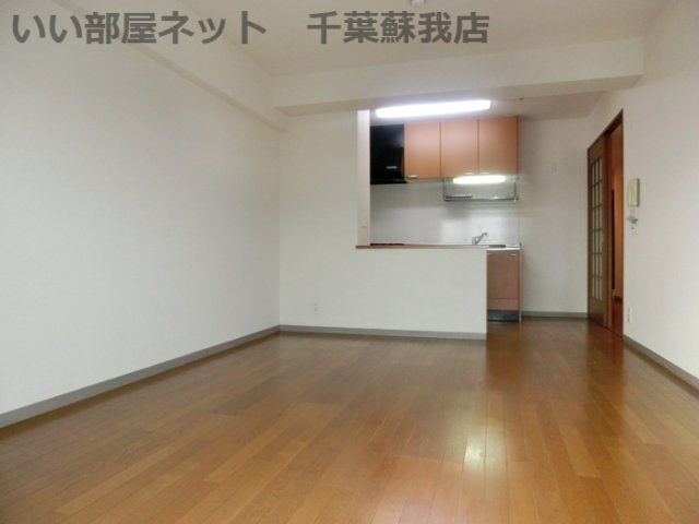 居室・リビング　居間です