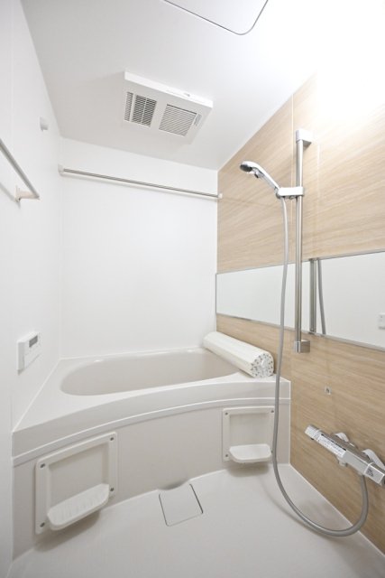 バス・シャワールーム　お風呂です