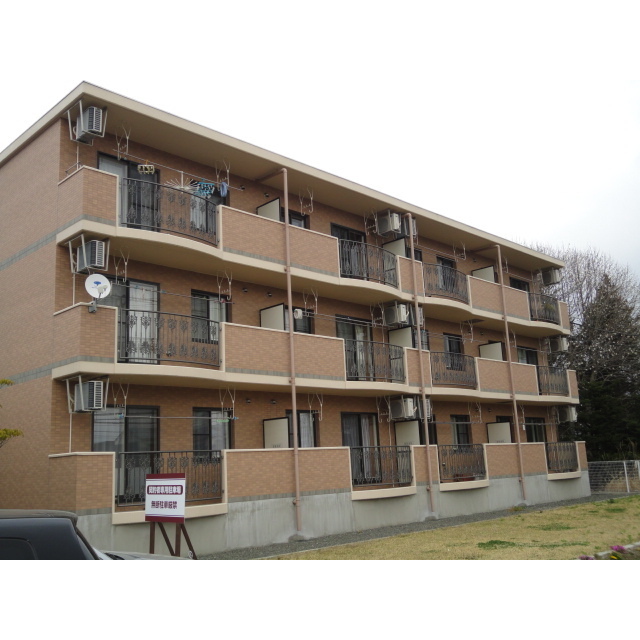 建物外観　現況とデータに相違のある場合は現況を優先