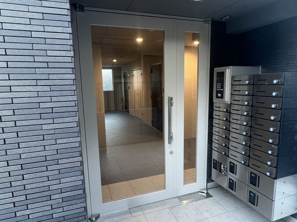 エントランス　エントランス