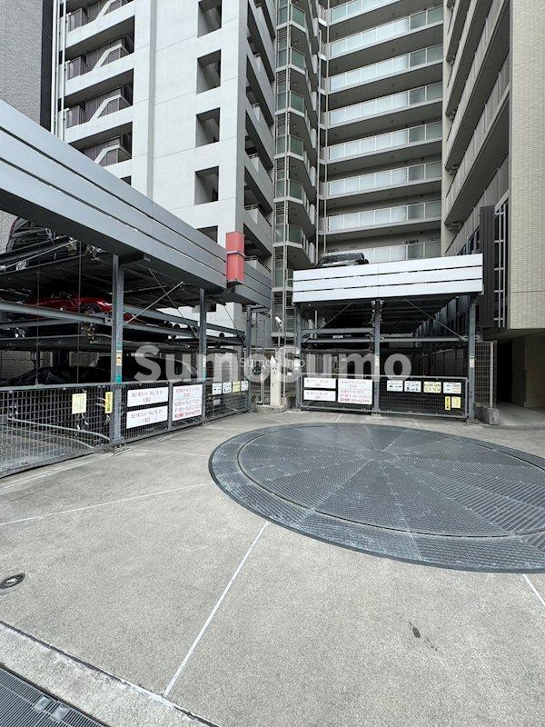 駐車場　車をお持ちの方に嬉しい駐車場付きの物件です