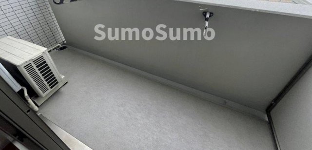 バルコニー　外からの目が気にならないバルコニーで洗濯物が干せます