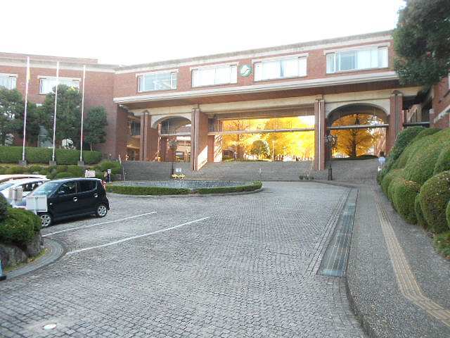 大学・短大　静岡県立大学草薙キャンパス（大学・短大）まで2100m