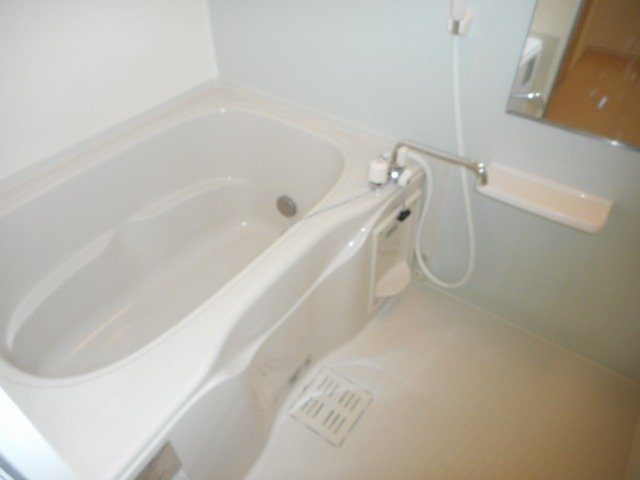 バス・シャワールーム　日々の疲れを癒すお風呂付です